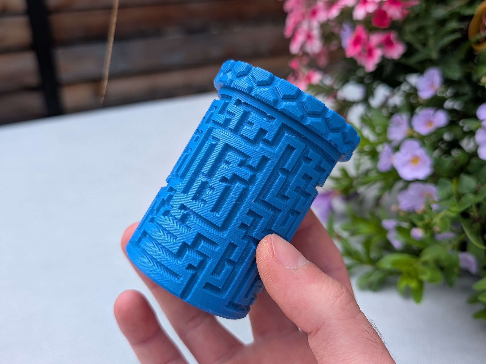 Gift box thumbnail 4